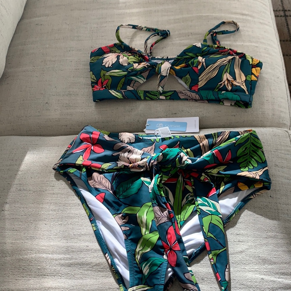 NWT M Cupshe High Waisted Bikini
